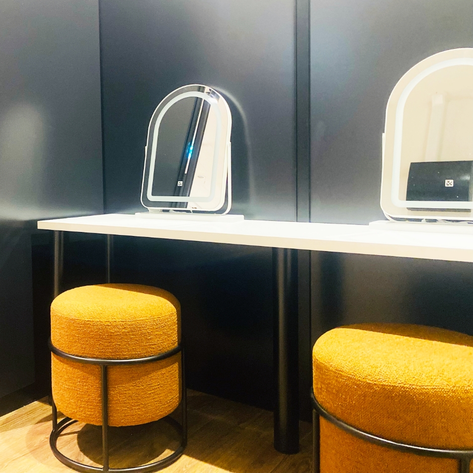 サロンギャラリー