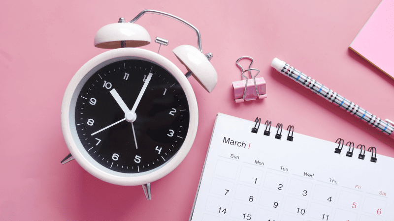 カレンダーと時計